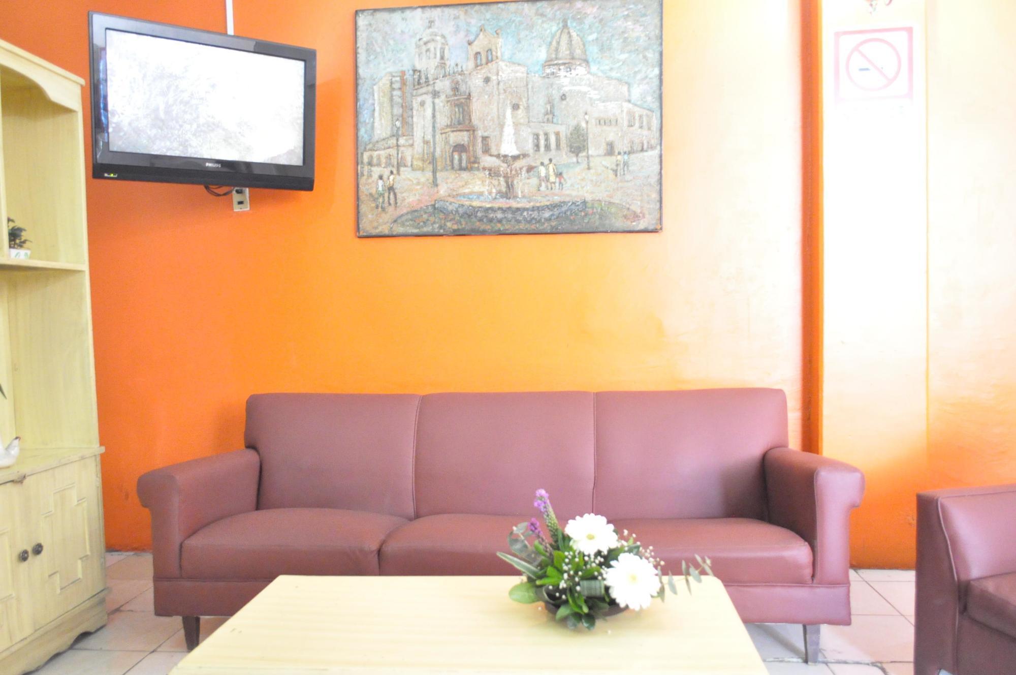 Hotel Viena Irapuato Dış mekan fotoğraf
